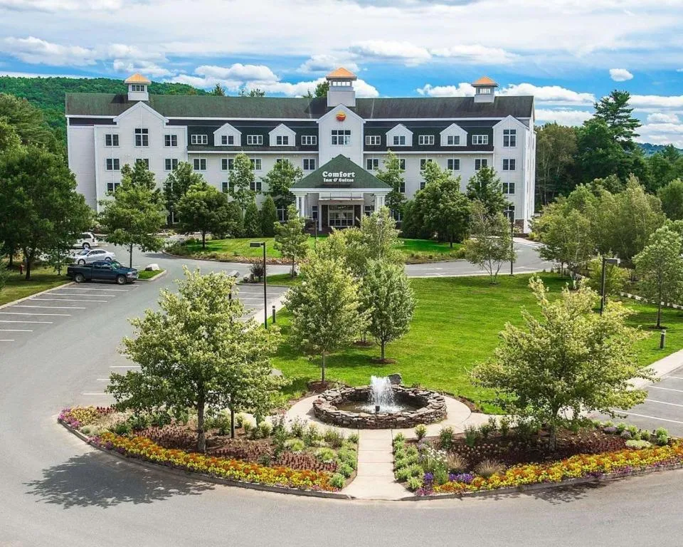 Comfort Inn & Suites Near Burke Mountain, hotel in Saint Johnsbury