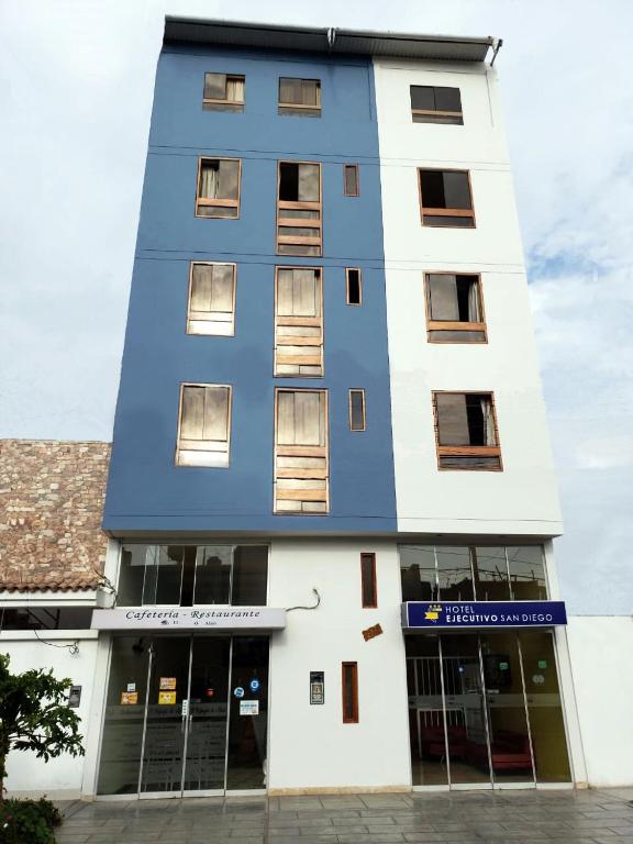 Hotel Ejecutivo San Diego — Hotel in Trujillo