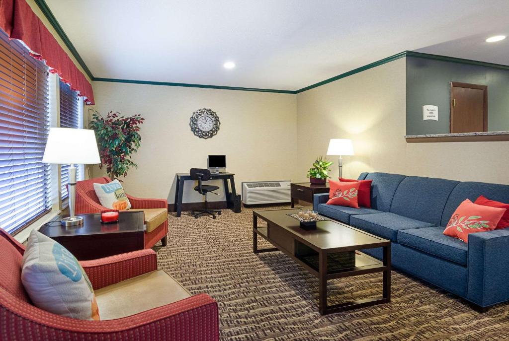 Lobby, Quality Inn Princeton in Princeton (WV)