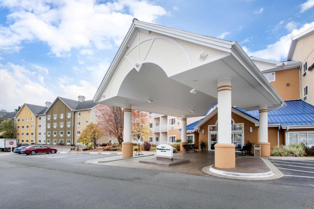 Bluegreen Vacations Odyssey Dells An Ascend Resort Photo 0