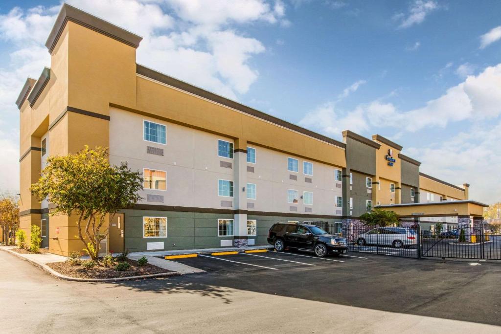 Comfort Inn Airport Photo 14
