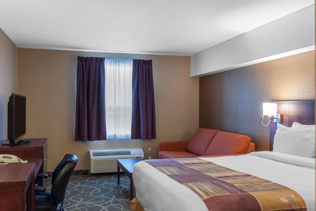 Quality Hotel & Suites Gander Photo 4