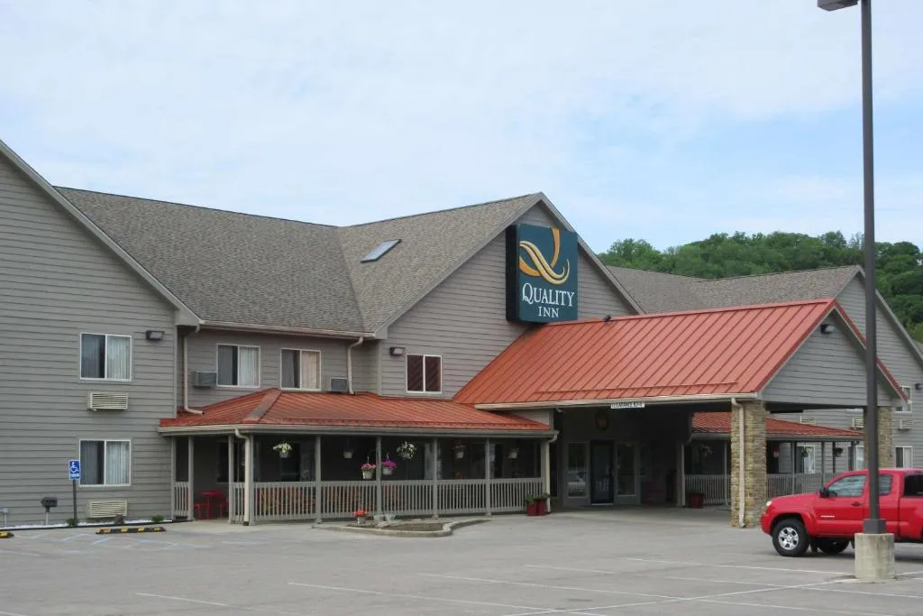 Quality Inn Nashville - Bloomington，位于纳什维尔的酒店