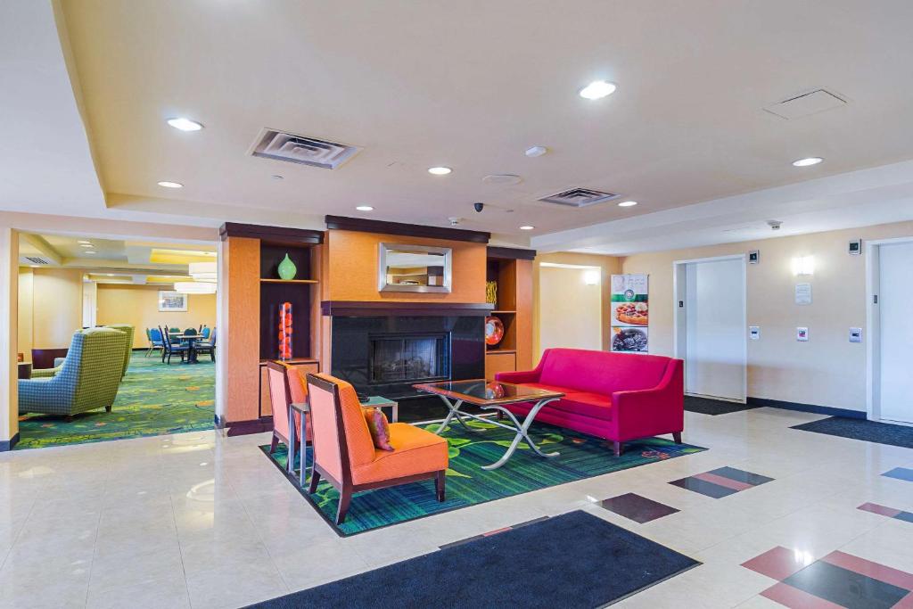 Quality Inn Boston-Revere photo