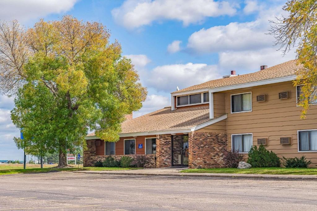 Rodeway Inn photo