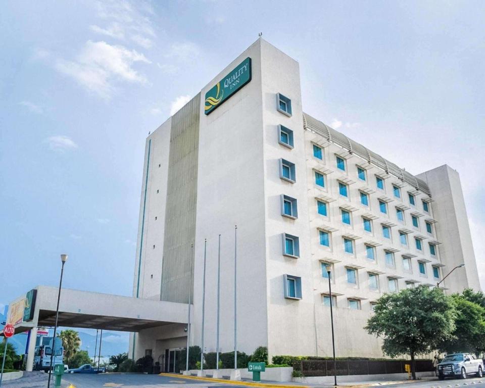 Quality Inn Monterrey La Fe - 1