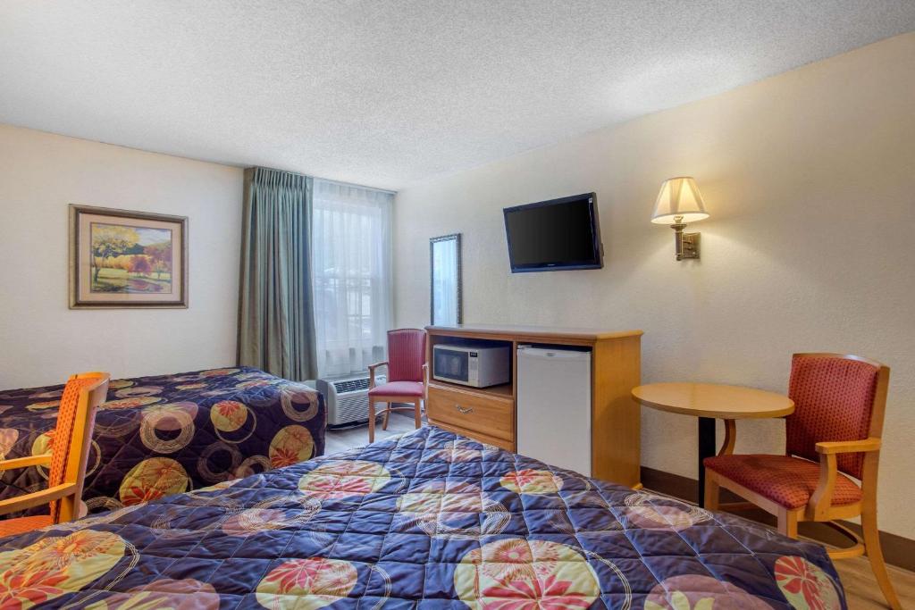 Rodeway Inn Asheville 호텔 이미지 1