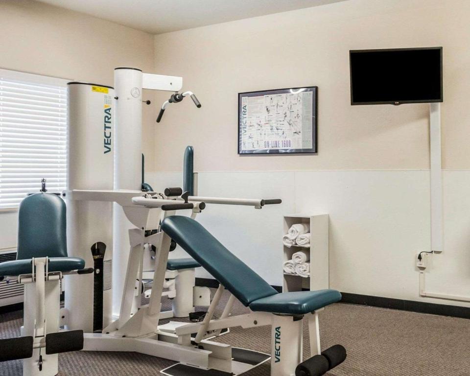 Quality Inn & Suites Albuquerque West Photo 10