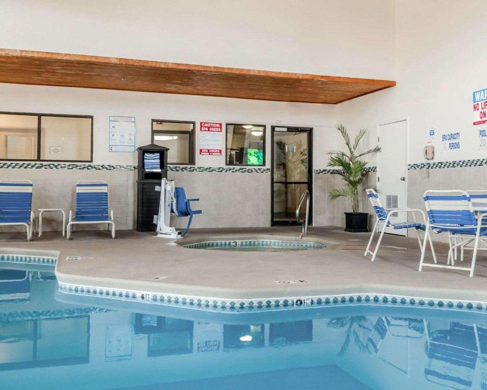 Quality Inn & Suites Albuquerque West Photo 22