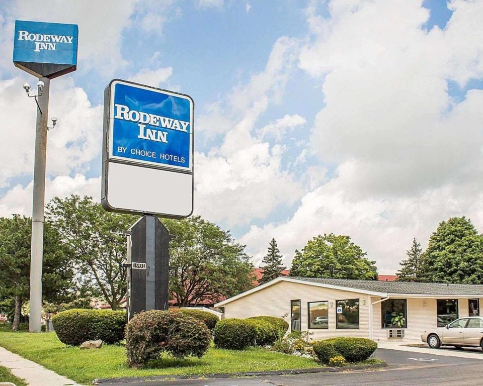 Rodeway Inn photo