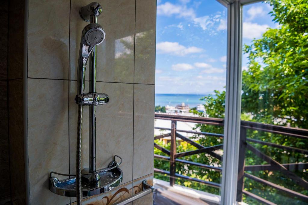 E-horizon Resort Condominium Yomitan photo