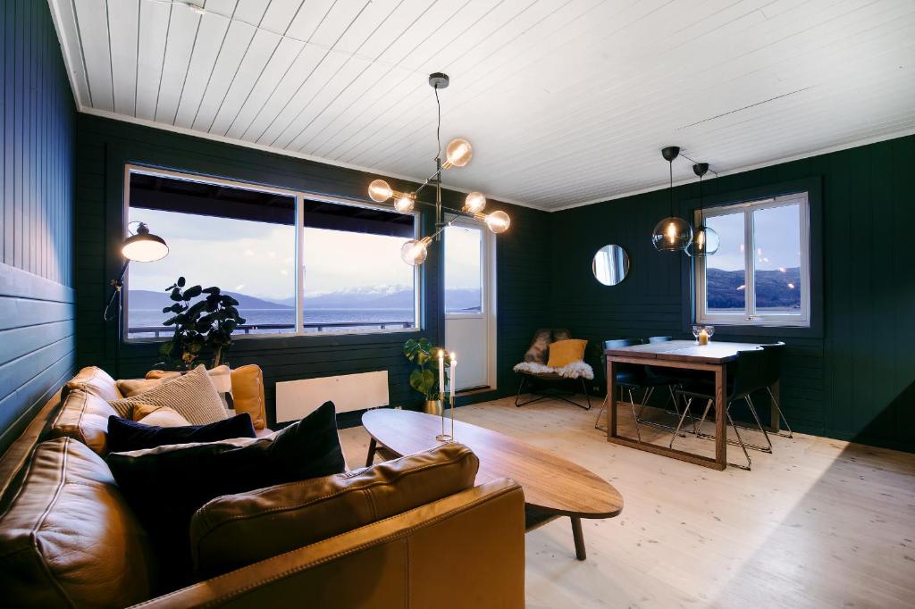 Buvik Sea Lodge photo