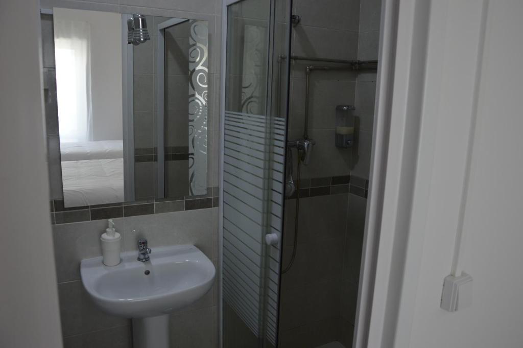 Lx Center Guesthouse photo
