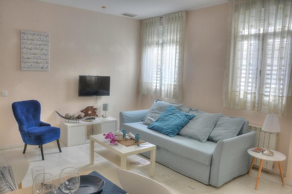SEVILLA BUTTERFLY SUITES - 2