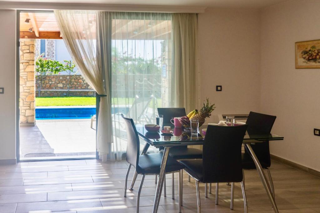 Estrella Villas photo