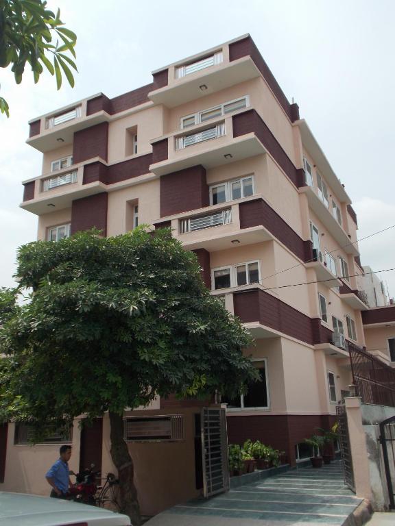 Shubham Villa Near Botanical Garden TOWER GALAXY , SCEOND FLOOR