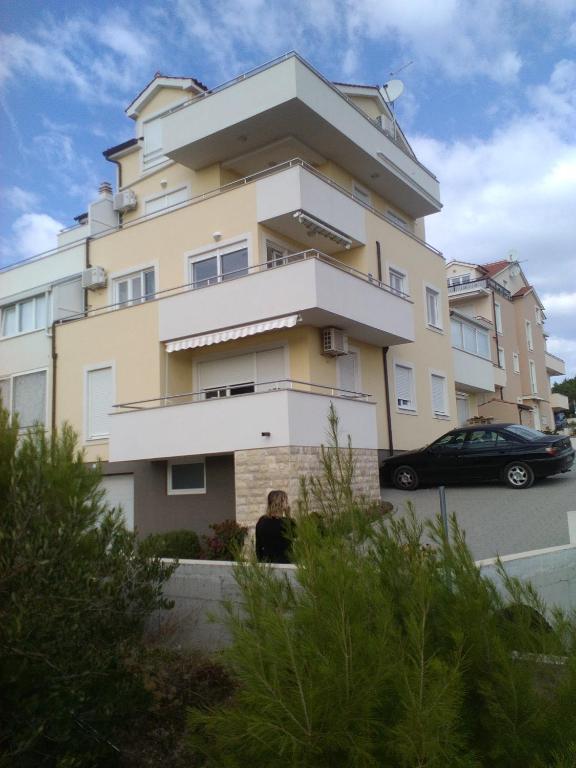 Apartament M & E, Vodice