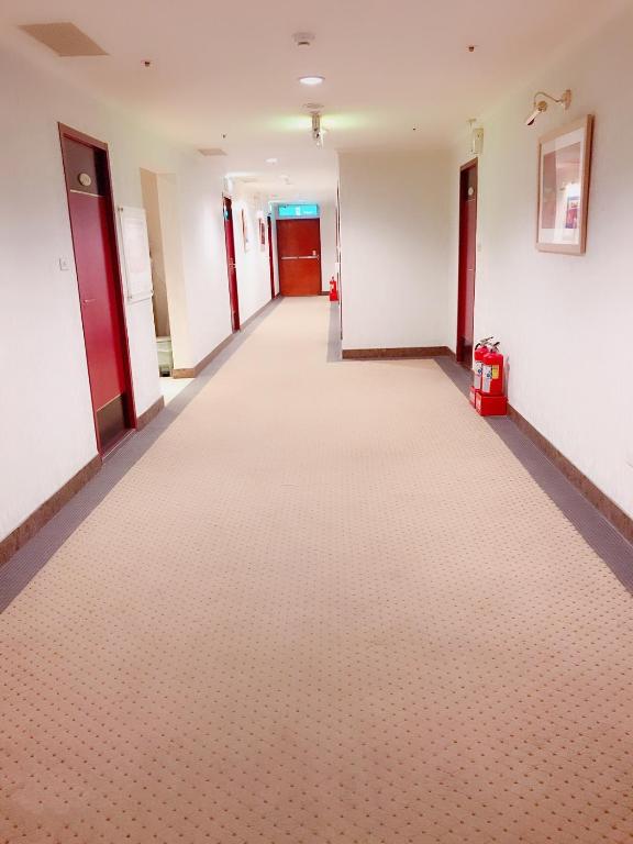 The Koos Hotel photo