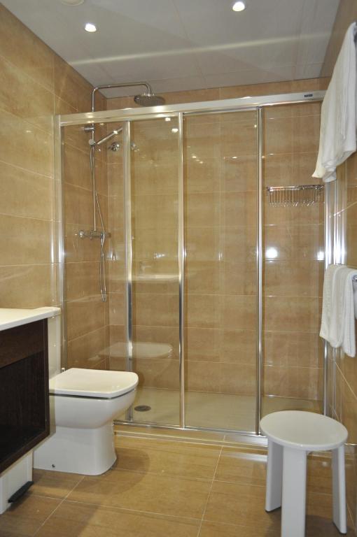 Hotel La Carolina — Hotel rooms in Lloret de Mar, Catalonia