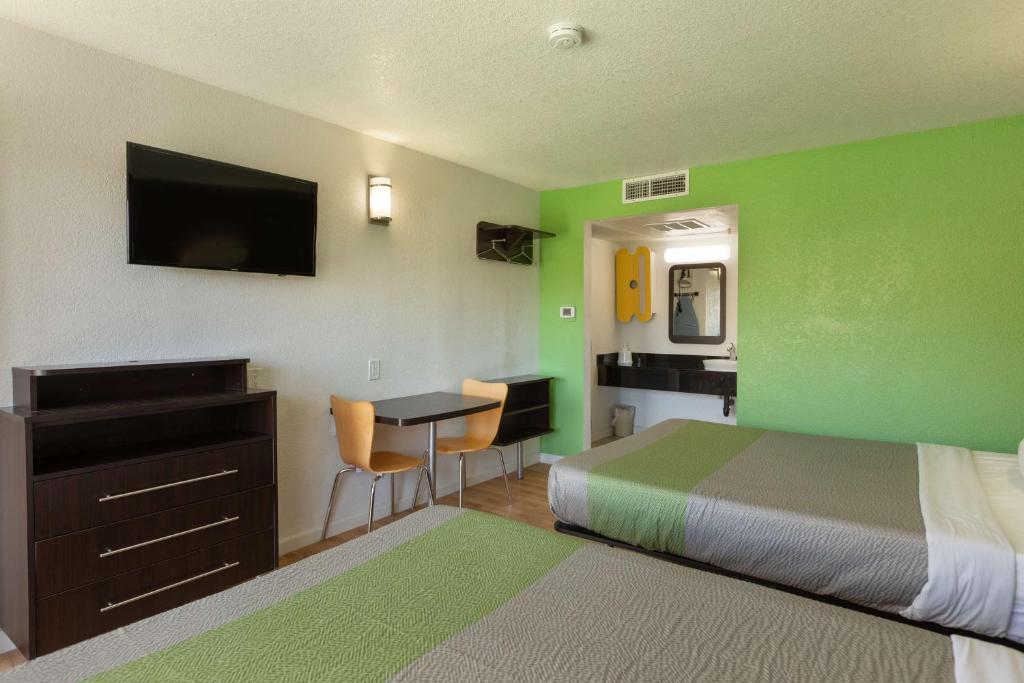 Motel 6 Barstow Ca – Barstow, CA