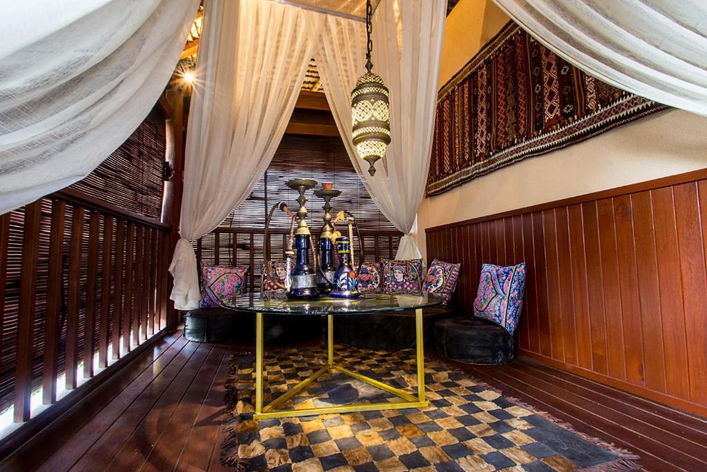 マンゼレジェプン ラグジュアリー ヴィラズ (Manzelejepun Luxury Villas) ガーデン