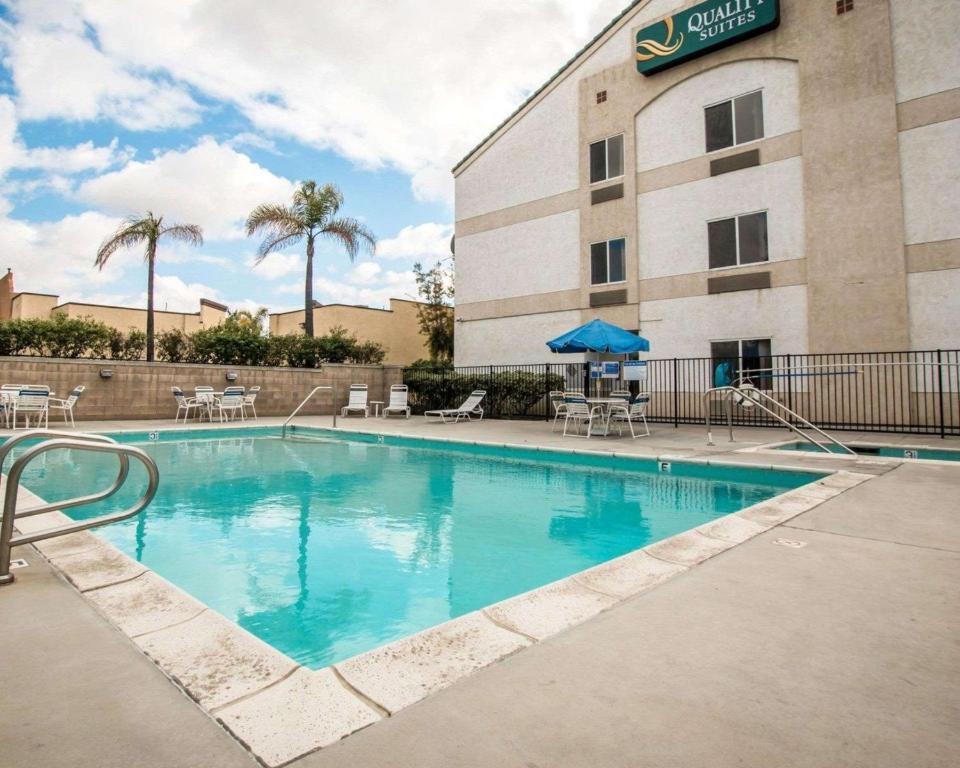 Quality Suites San Diego Otay Mesa photo