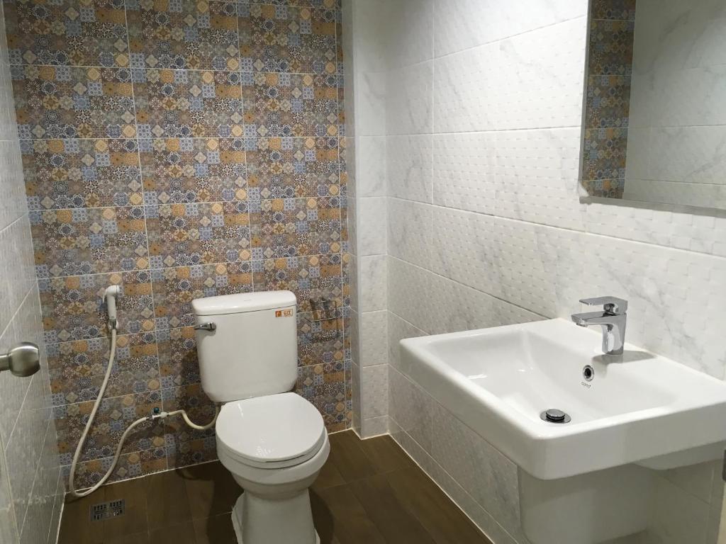 Baan Wanchart photo