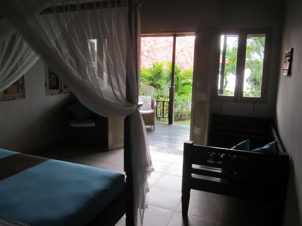 Kembali Beach Bungalows photo