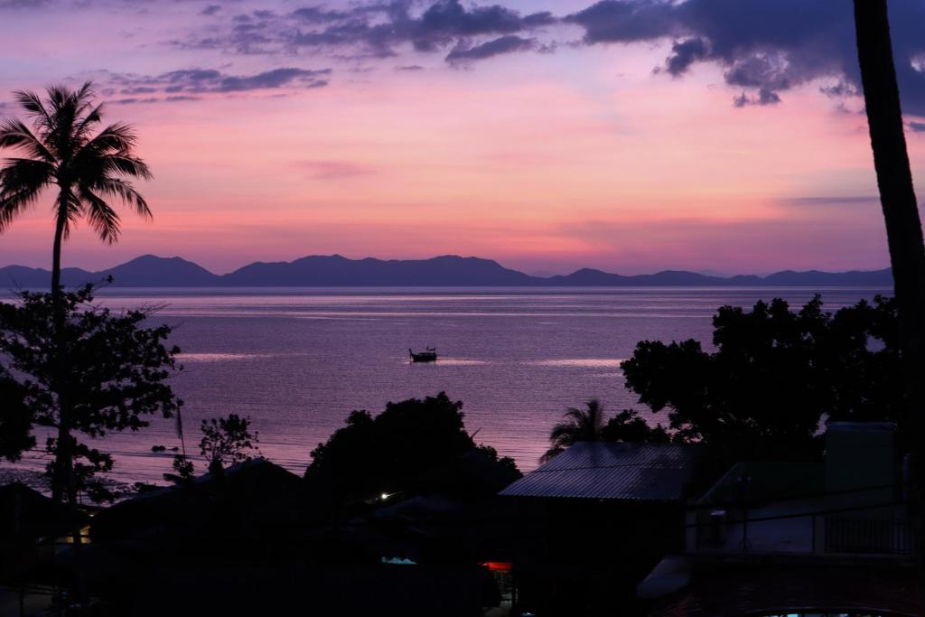Sunset Bliss, Klong Muang pláž