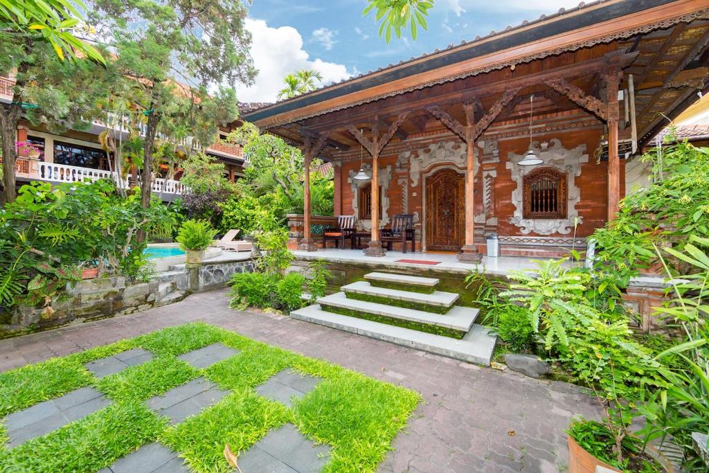Simpang Inn