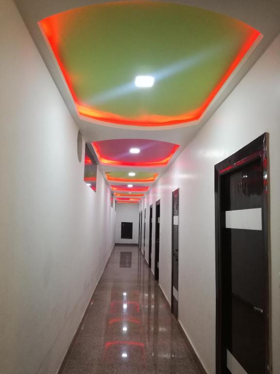 Hotel Dhanraj Palace photo