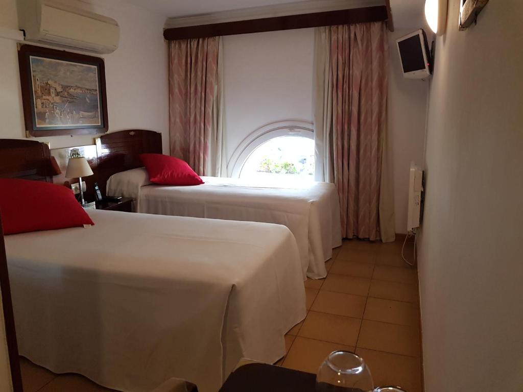 Hotel La Residencia photo