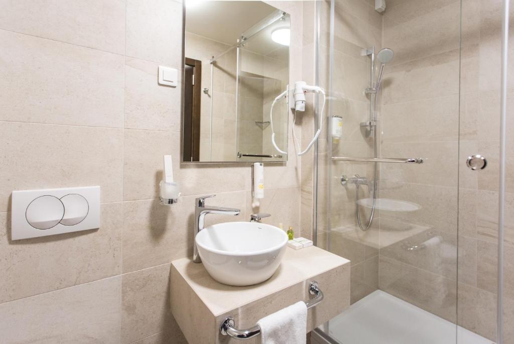 Hotel Grand Hedonist photo
