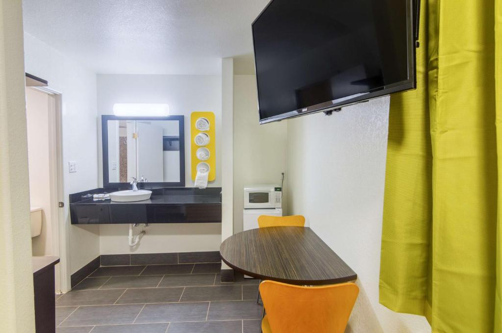 Motel 6-Childress, TX photo