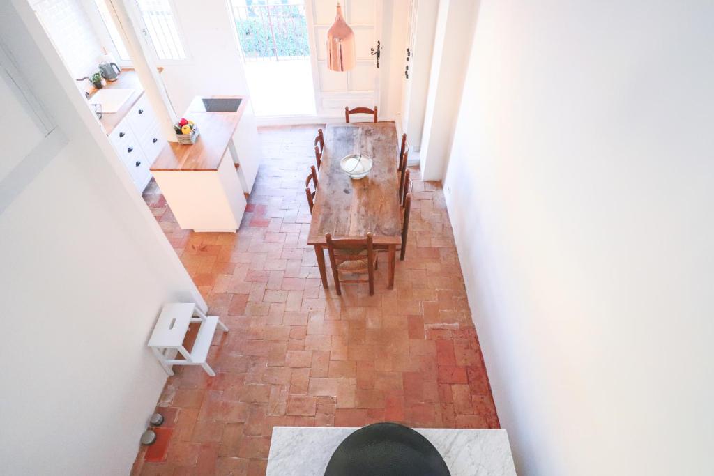 CLT - UNIQUE Duplex & Terrace on the Provencal market - 4