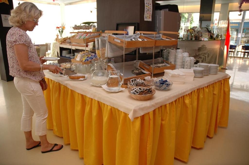 Hotel Elvia - 4