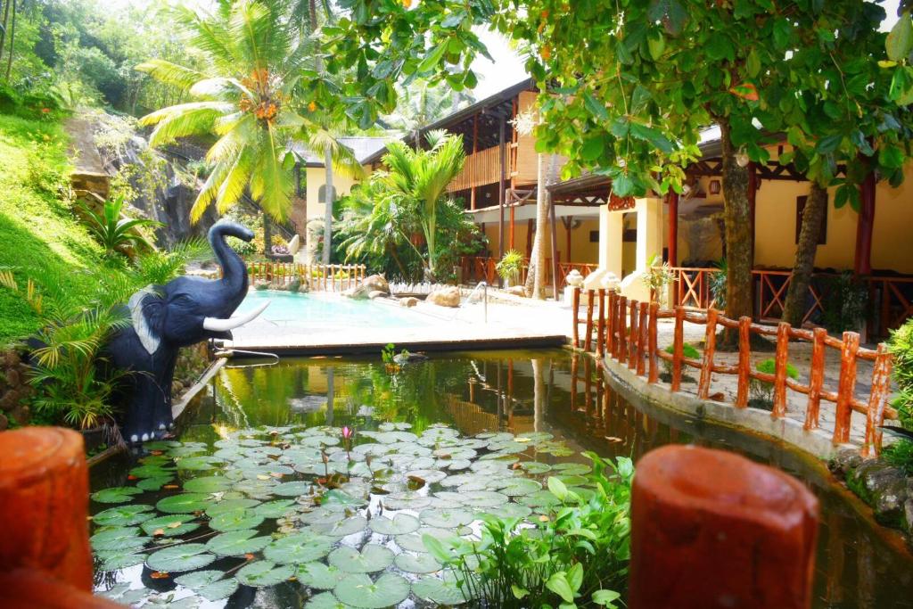 UDF Nature villa photo