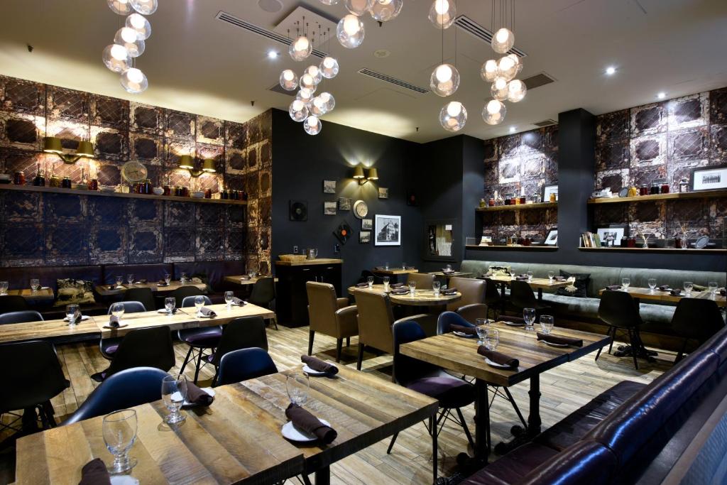 더블트리 바이 힐튼 리도 센터