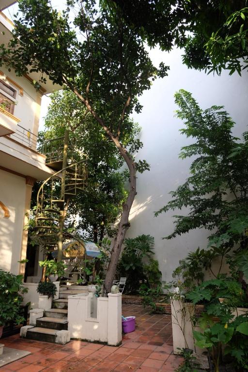 Moon house tropical garden - Valentine — Hotel in Nha Trang