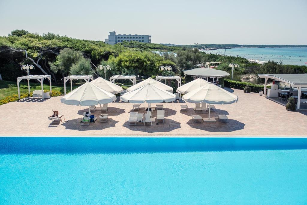 Grand Hotel Costa Brada — Basen in Gallipoli, Apulia
