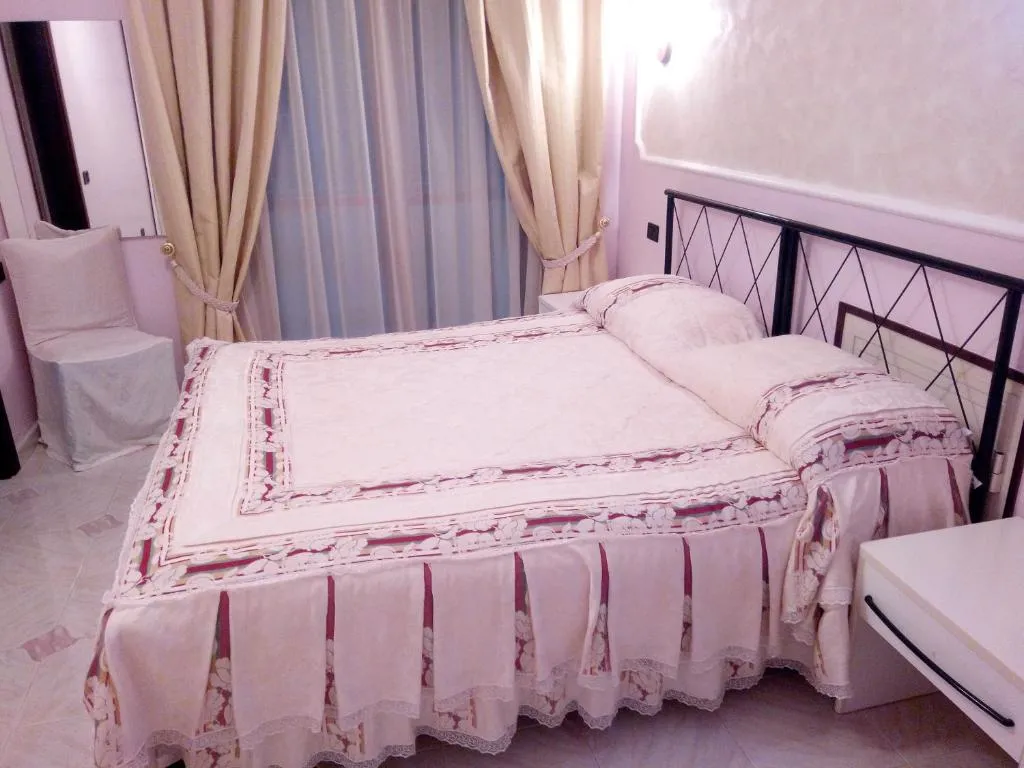 HOTEL AL QUERCETO, hotel in Tocco Caudio