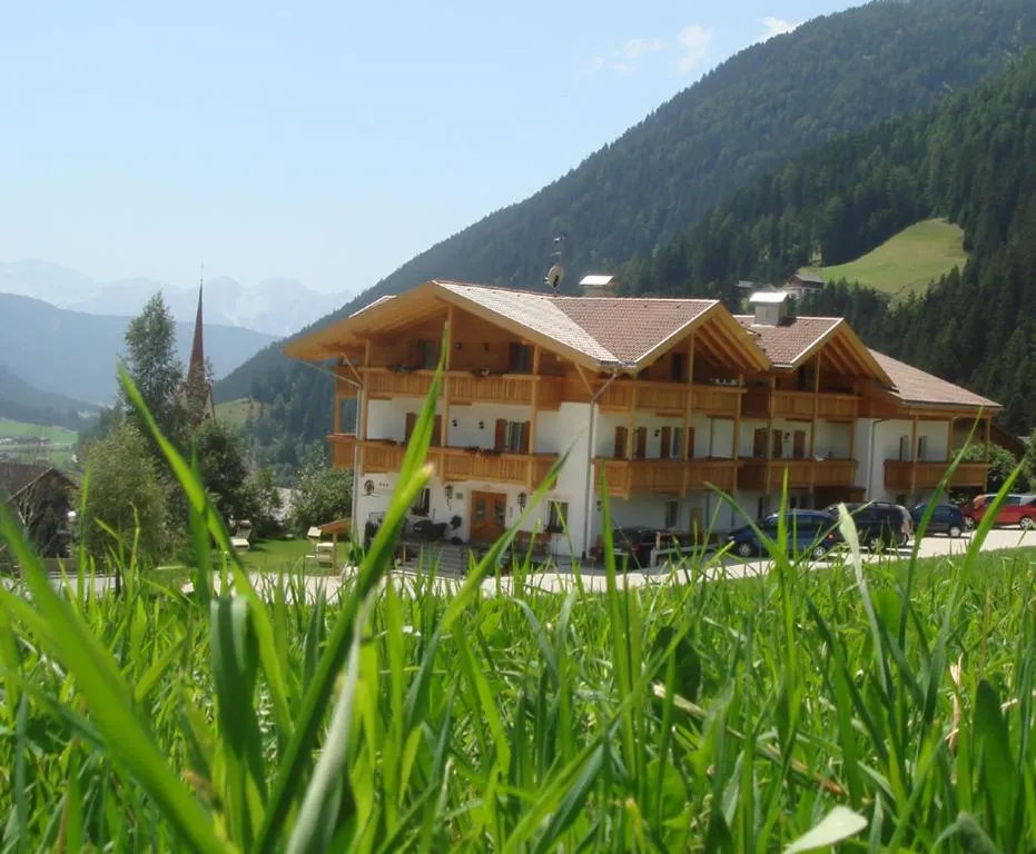 Hotel Gsieserhof, hotel in Valle Di Casies