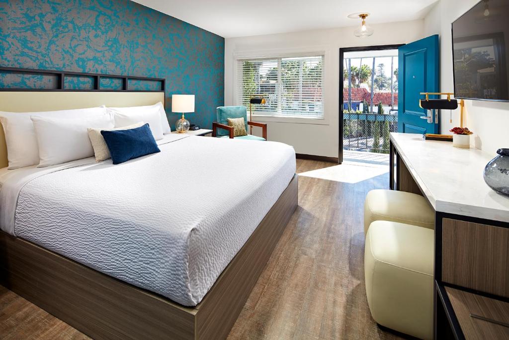 The Shoal Hotel La Jolla Beach