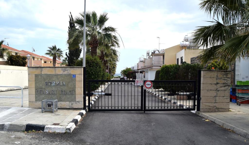 Pirgos beach house photo