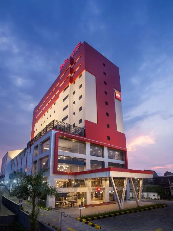 ibis Pontianak City Center，位于坤甸的酒店