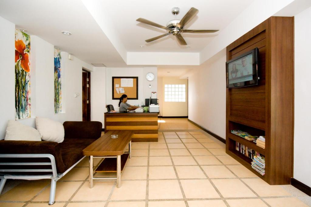 Krabi Apartment Hotel photo