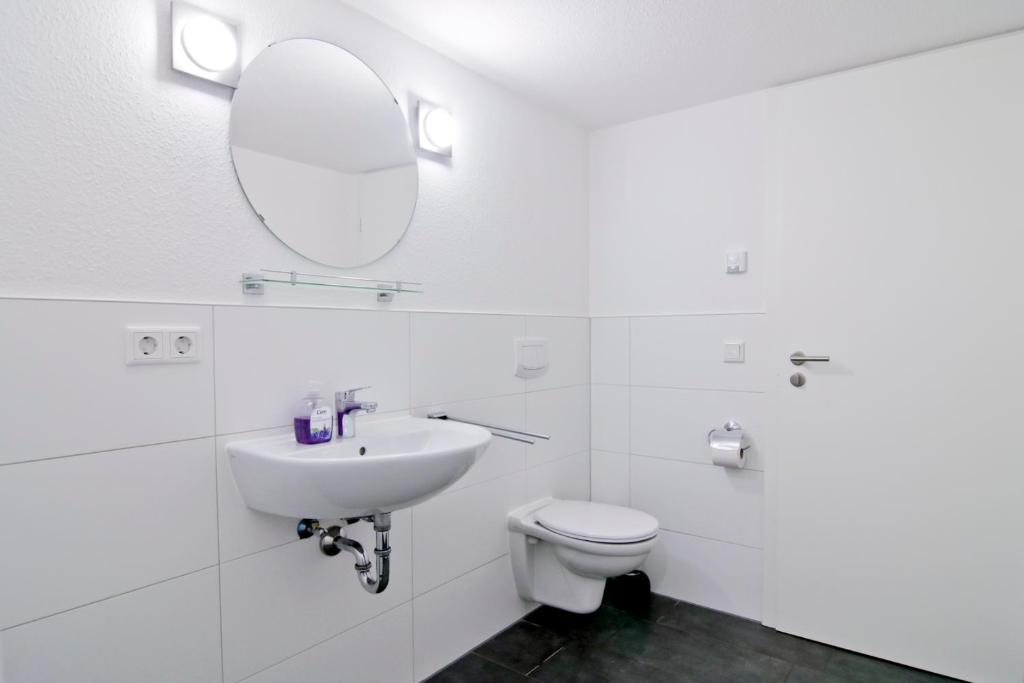 Apartmondo Ferienwohnungen Solingen photo
