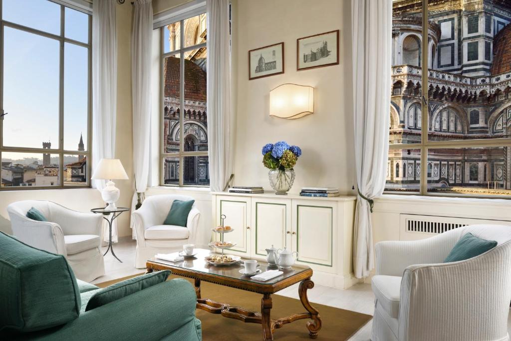 Facilities, Palazzo Niccolini Al Duomo in Florence