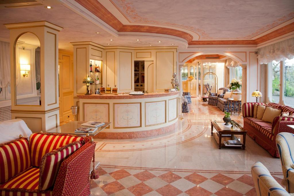 Hotel Villa Florida Suites & Suite Apartments photo