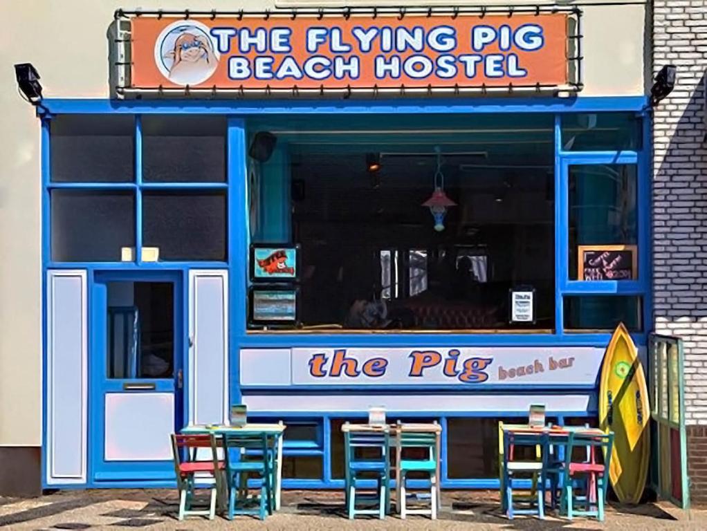 Facilities, The Flying Pig Beach Hostel in Noordwijk